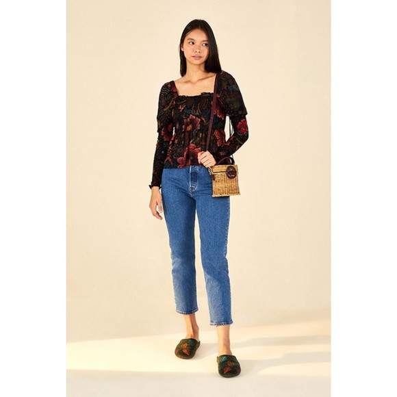 Farm Rio Black River Creatures Smocked Blouse X-Small - Picture 6 of 16